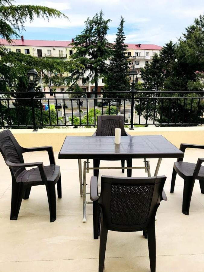 Hotel Gurya Kobuleti Exteriér fotografie